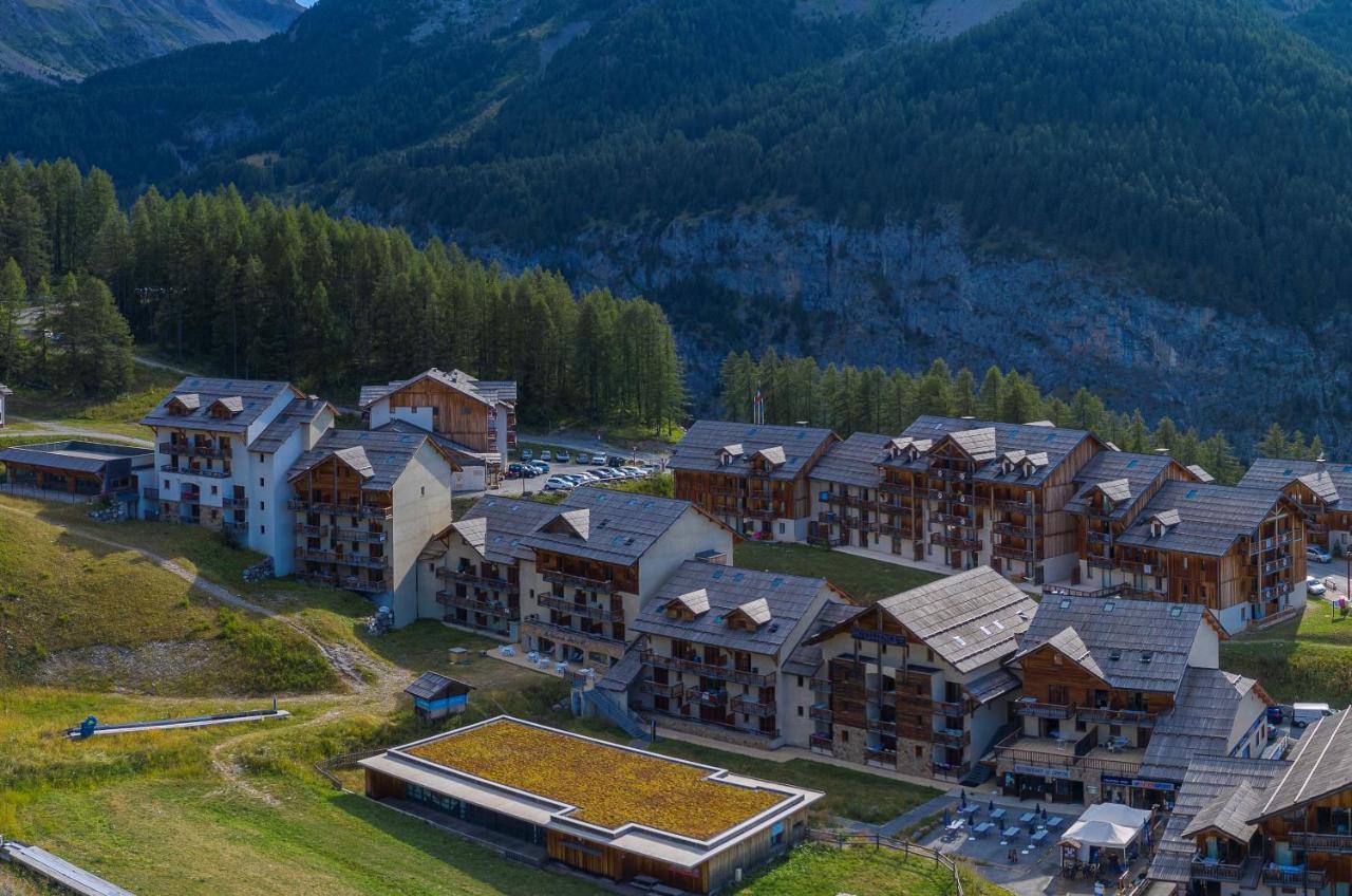 Les Terrasses Du Soleil D'Or By Infini Mountain Aparthotel Les Orres Exterior foto